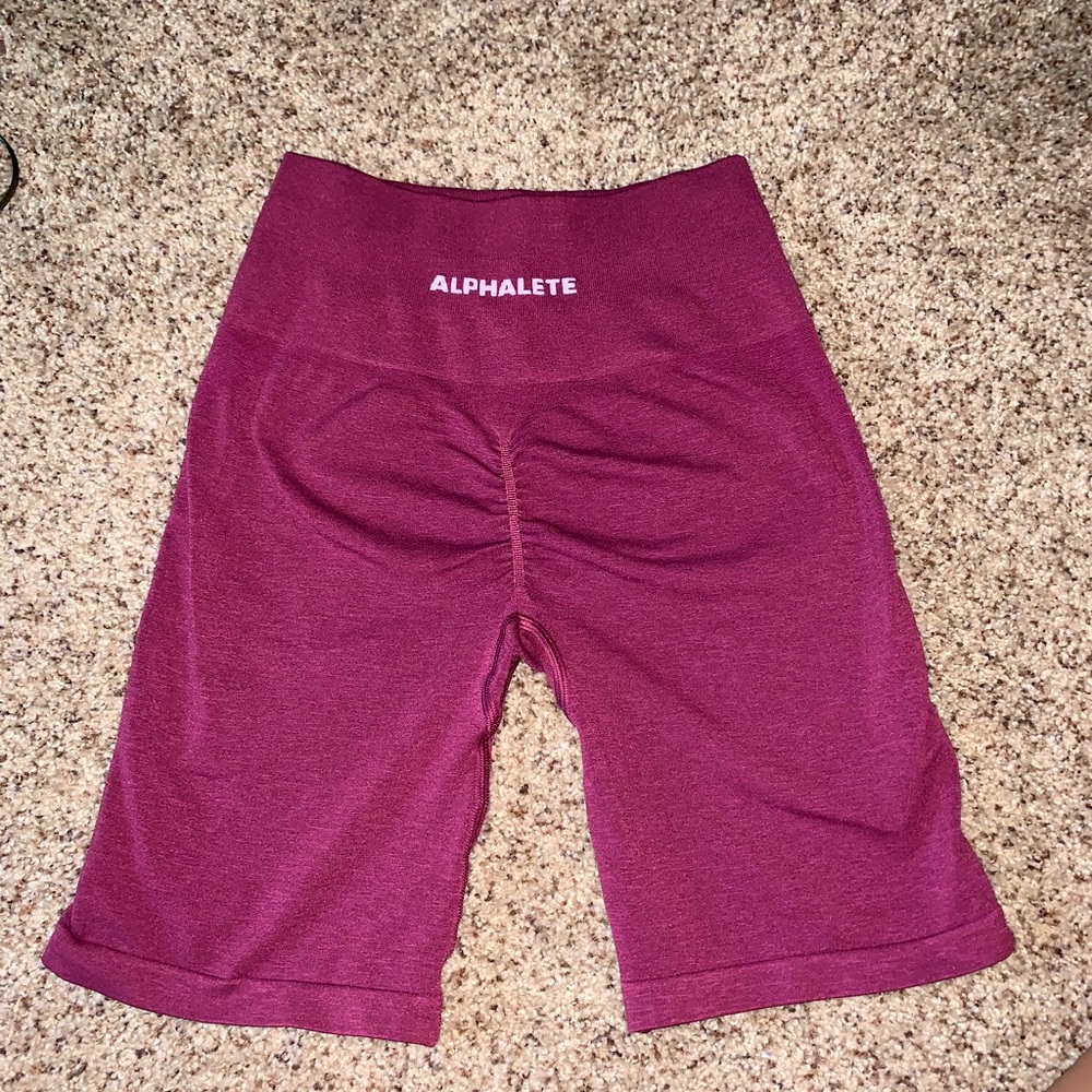 ALPHALETE Amplify Biker Shorts Wysteria SMALL